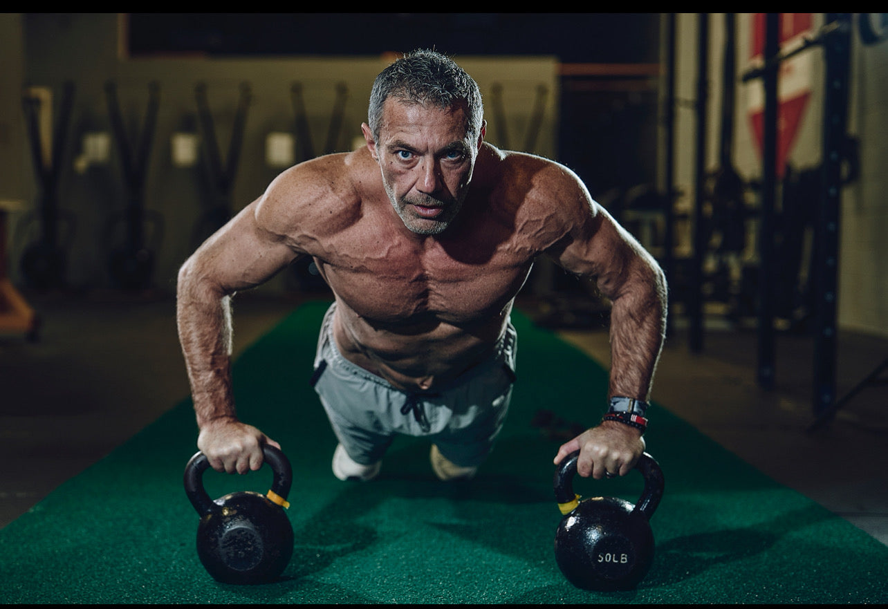 How to Time Protein Snacks Around Lifting Sessions